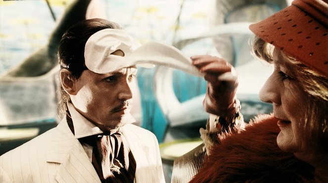 El imaginario del Doctor Parnassus - De la película - Johnny Depp, Maggie Steed