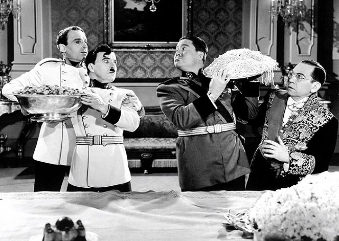 Der Große Diktator - Filmfotos - Henry Daniell, Charlie Chaplin, Jack Oakie