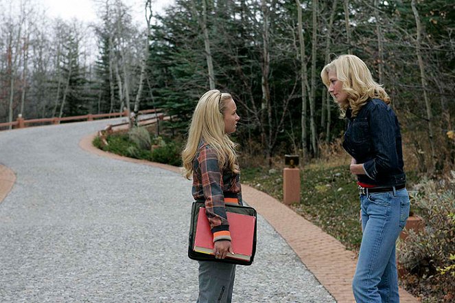 Lies My Mother Told Me - Photos - Hayden Panettiere, Joely Richardson