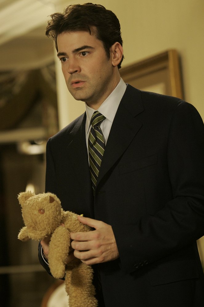 Relative Strangers - Van film - Ron Livingston