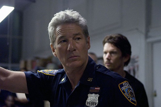 Gliniarze z Brooklynu - Z filmu - Richard Gere