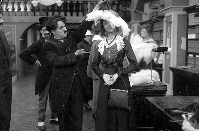Charlot encargado de bazar - De la película - Charlie Chaplin