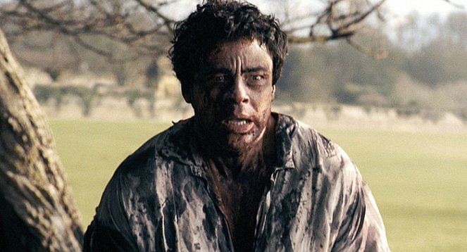 The Wolfman - Van film - Benicio Del Toro