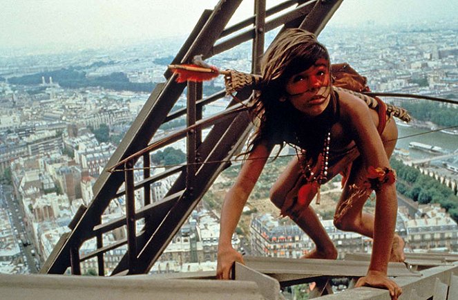 Indianin w Paryżu - Z filmu - Ludwig Briand