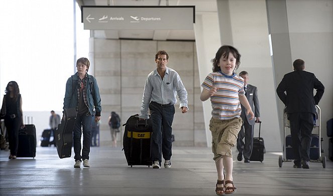 Mes garçons sont de retour - Film - George MacKay, Clive Owen, Nicholas McAnulty