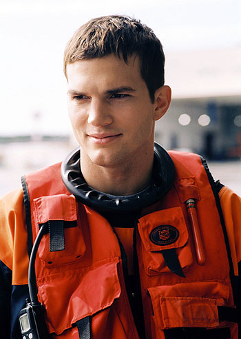 Patrol - Z filmu - Ashton Kutcher