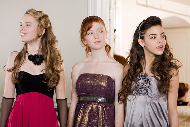 Die Glamour-Clique: Cinderellas Rache - Filmfotos - Bridgit Mendler, Sophie Anna Everhard, Samantha Boscarino