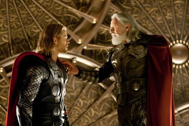 Thor - De la película - Chris Hemsworth, Anthony Hopkins