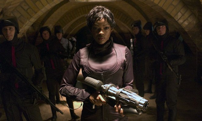 Æon Flux - Z filmu - Caroline Chikezie