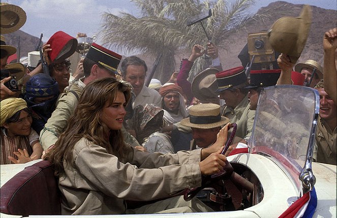 Sahara - Z filmu - Brooke Shields