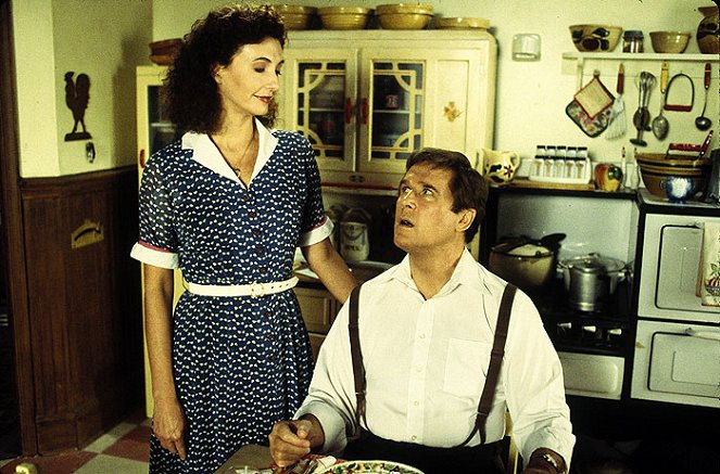 It Runs in the Family - Filmfotos - Mary Steenburgen, Charles Grodin