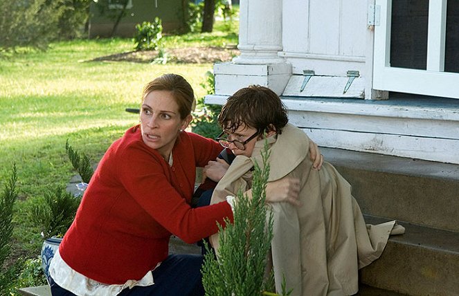Luciernagas en el jardín - De la película - Julia Roberts, Cayden Boyd