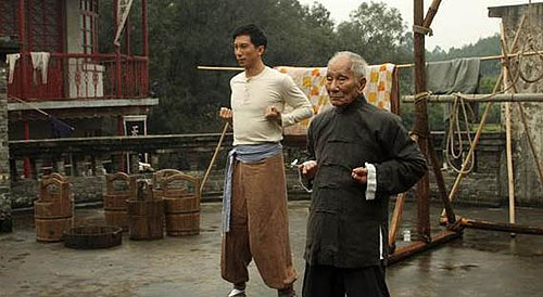 Ye wen qian chuan - Z filmu - Dennis To, Ip Chun