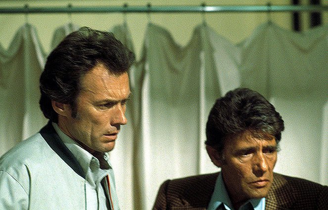 Násilník - Z filmu - Clint Eastwood, Harry Guardino