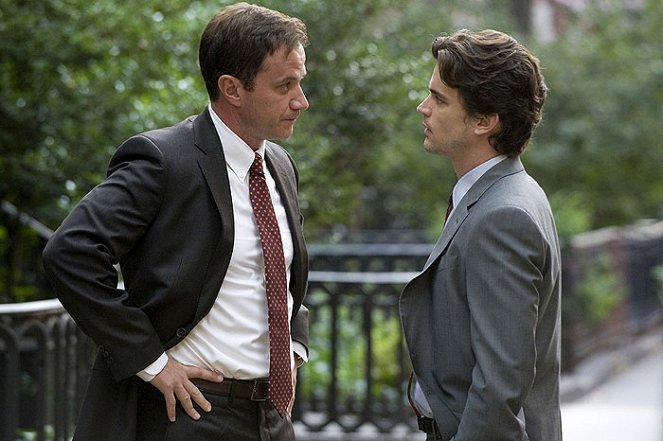 White Collar - Season 1 - The Portrait - Photos - Tim DeKay, Matt Bomer