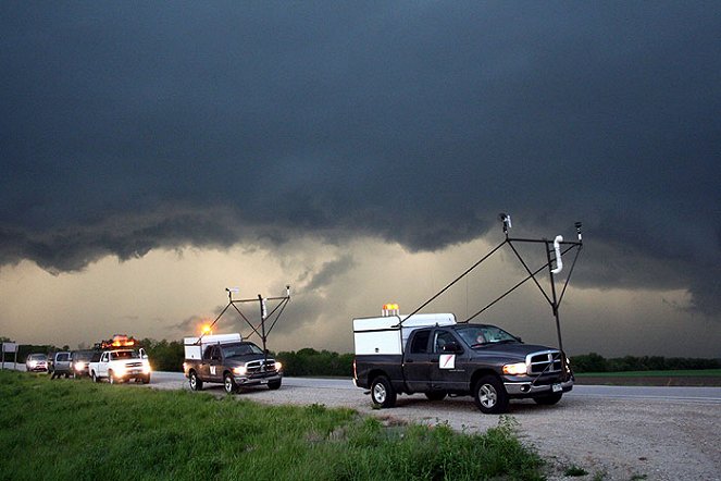 Storm Chasers - Photos