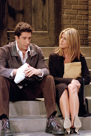 Friends - Season 8 - The One with Rachel's Date - Photos - David Schwimmer, Jennifer Aniston