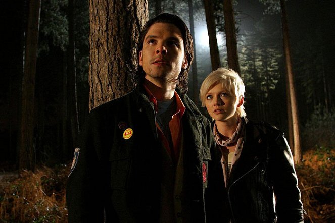 Siły pierwotne - Z filmu - Andrew Lee Potts, Hannah Spearritt