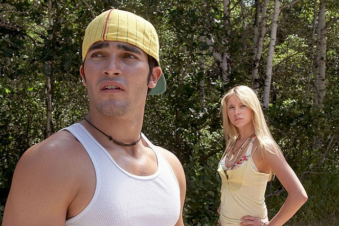 Grizzly Rage - Photos - Tyler Hoechlin, Kate Todd