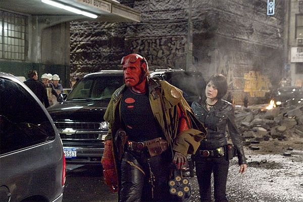 Hellboy: Złota armia - Z filmu - Ron Perlman, Selma Blair