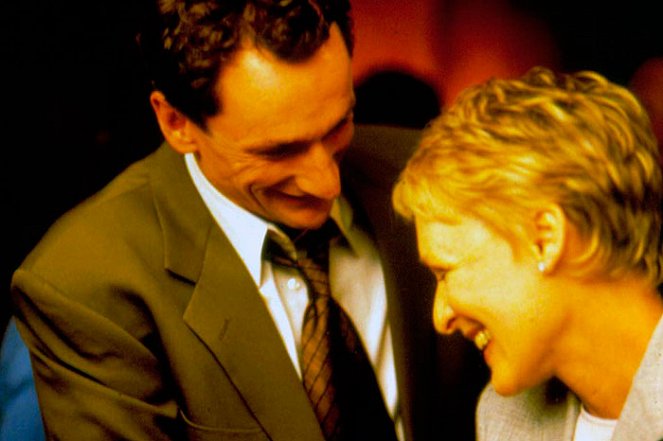 Things You Can Tell Just by Looking at Her - Photos - Matt Craven, Glenn Close