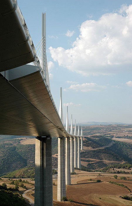 MegaStructures - World's Tallest Bridge (Millau Bridge) - Do filme