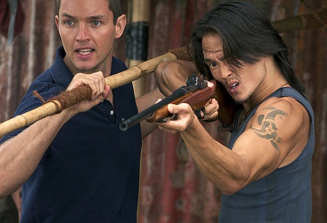 Anacondas: The Hunt for the Blood Orchid - Photos - Matthew Marsden, Karl Yune