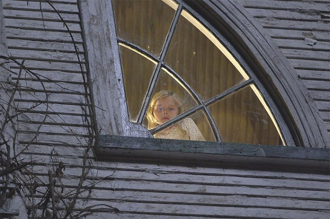 The Amityville Horror - Photos - Chloë Grace Moretz