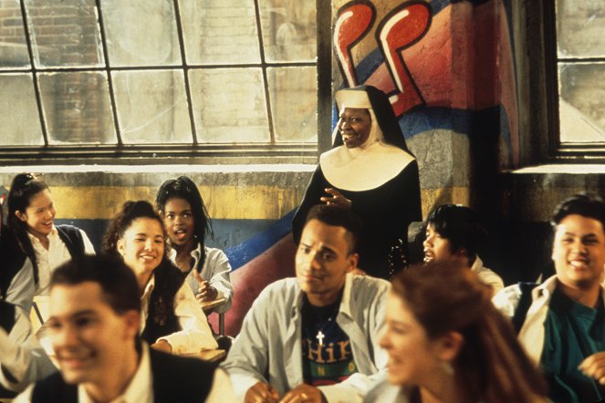 Sister Act 2: Back in the Habit - Photos - Lauryn Hill, Whoopi Goldberg