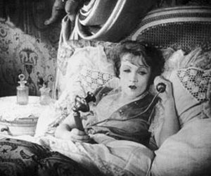 Eine Dubarry von heute - Z filmu - Marlene Dietrich