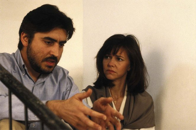 Not Without My Daughter - Van film - Alfred Molina, Sally Field
