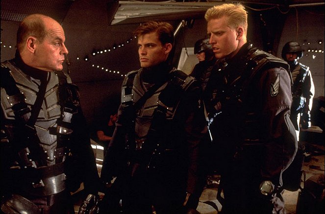 Starship Troopers: Las brigadas del espacio - De la película - Michael Ironside, Casper Van Dien, Jake Busey