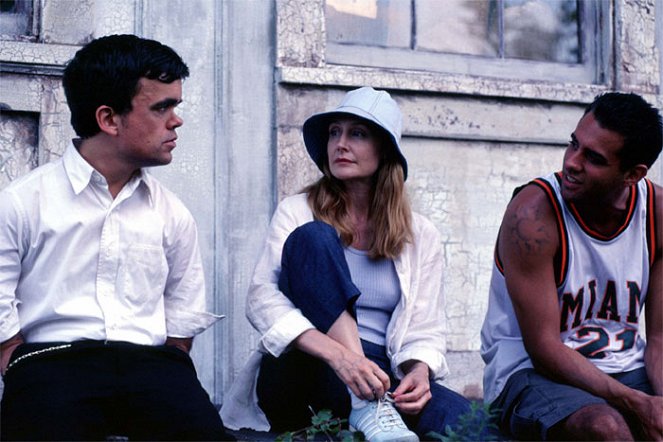 The Station Agent - Film - Peter Dinklage, Patricia Clarkson, Bobby Cannavale