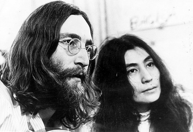 Infamous Assassinations - Filmfotók - John Lennon, Yoko Ono