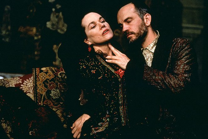 Das Porträt einer Lady - Filmfotos - Barbara Hershey, John Malkovich