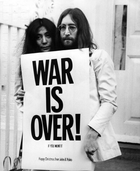 The U.S. vs. John Lennon - Z filmu - Yoko Ono, John Lennon