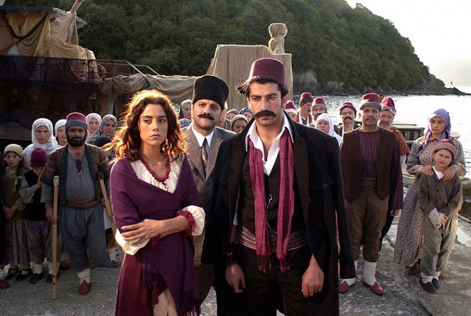 Nepřemožitelný Ali - Z filmu - Cansu Dere, Kenan İmirzalıoğlu