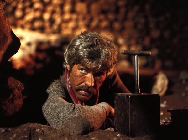A Fistful of Dynamite - Photos - James Coburn