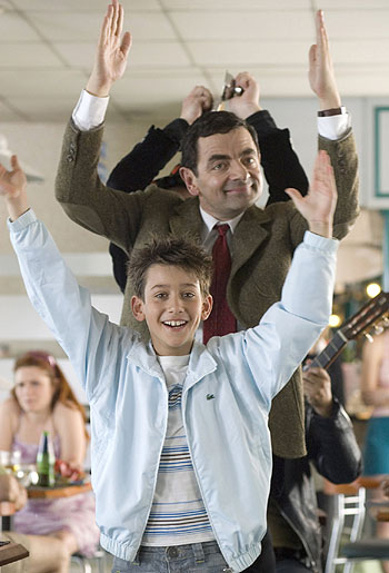Mr. Bean macht Ferien - Filmfotos - Rowan Atkinson, Maxim Baldry