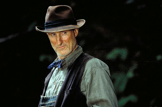 The Education of Little Tree - Do filme - James Cromwell