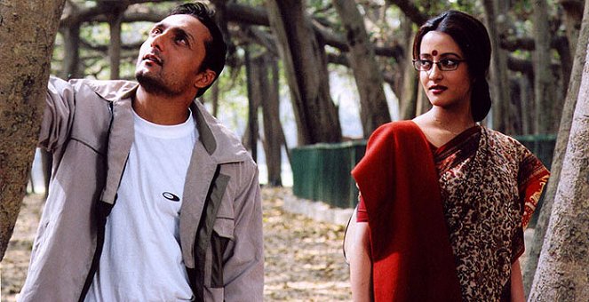 Anuranan - Z filmu - Rahul Bose, Raima Sen