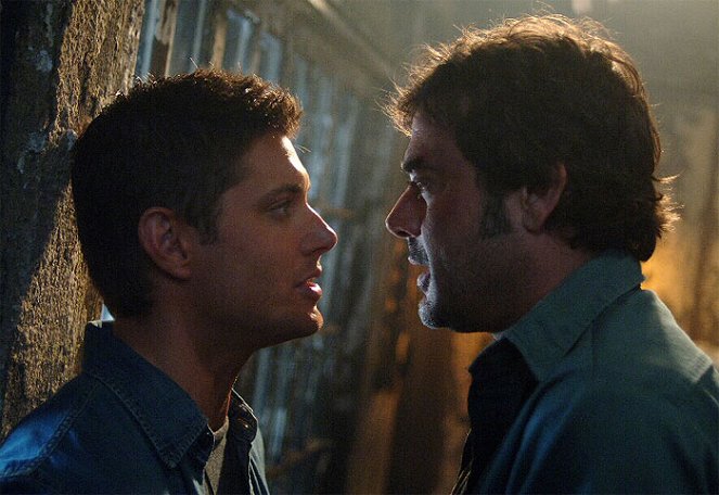 Supernatural - Season 1 - Devil's Trap - Photos - Jensen Ackles, Jeffrey Dean Morgan