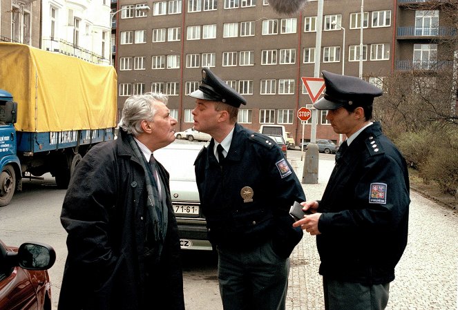 Bakaláři 1997 - Lakomec - Z filmu - Ladislav Trojan, David Schneider