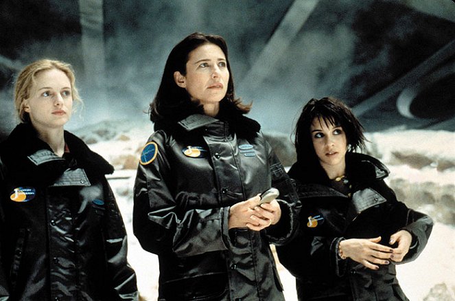Lost in Space - Photos - Heather Graham, Mimi Rogers, Lacey Chabert