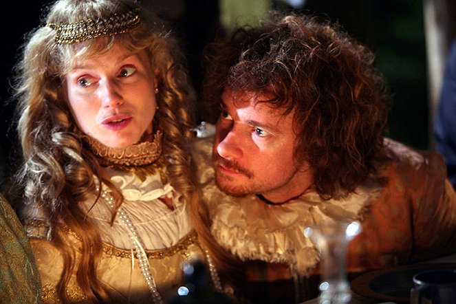 Nightwatching - Photos - Eva Birthistle, Martin Freeman