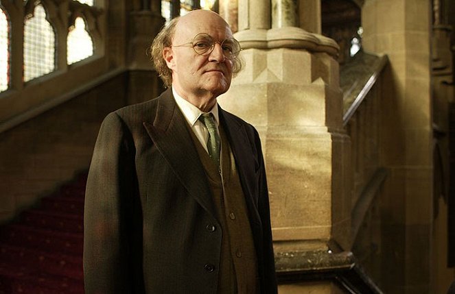 Lord Longford - Z filmu - Jim Broadbent