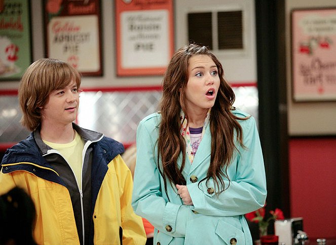 Sladký život Zacka a Codyho - Z filmu - Jason Earles, Miley Cyrus