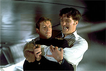 007 - Agente Irresistível - Do filme - Roger Moore, Richard Kiel