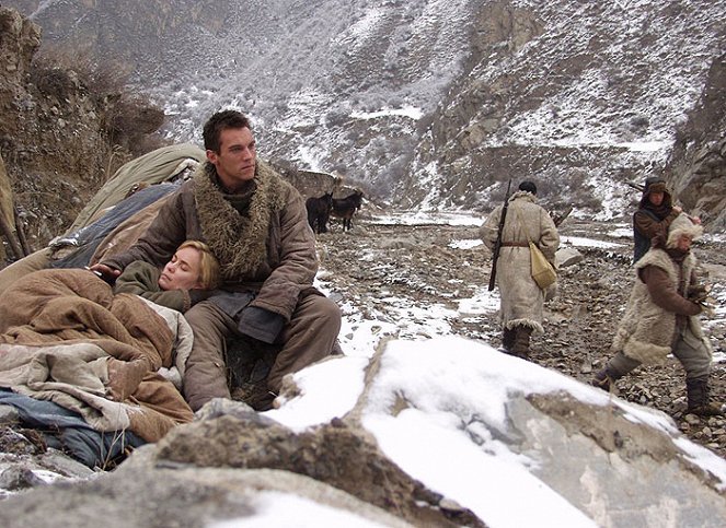 Útěk z Huang Shi - Z filmu - Radha Mitchell, Jonathan Rhys Meyers