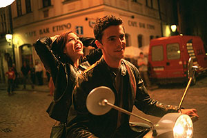 Chasing Liberty - Kuvat elokuvasta - Mandy Moore, Matthew Goode